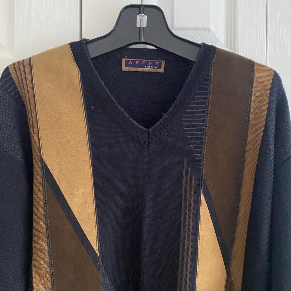 Vintage 1990s Y2K Graphic V Neck Wool Blend & Faux Suede Pullover Sweater Size L - Picture 3 of 11